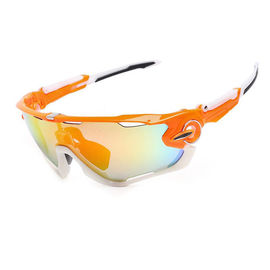 Πολωμένα Beatutiful γυαλιά ηλίου Windproof με το άνετο διευθετήσιμο μαξιλάρι μύτης προμηθευτής